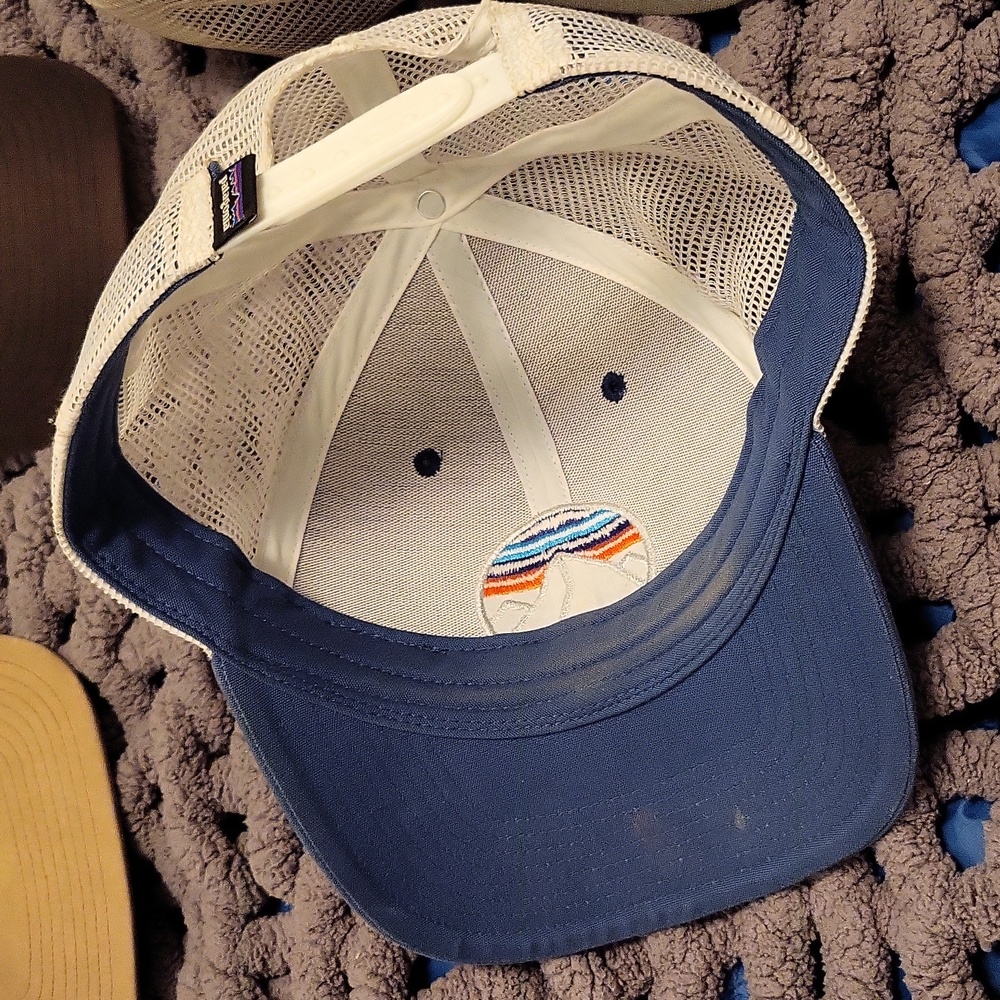 Patagonia hat bundle - Picture 7 of 9
